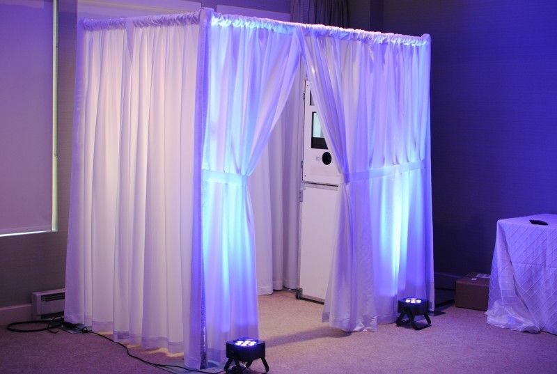 curtain booth